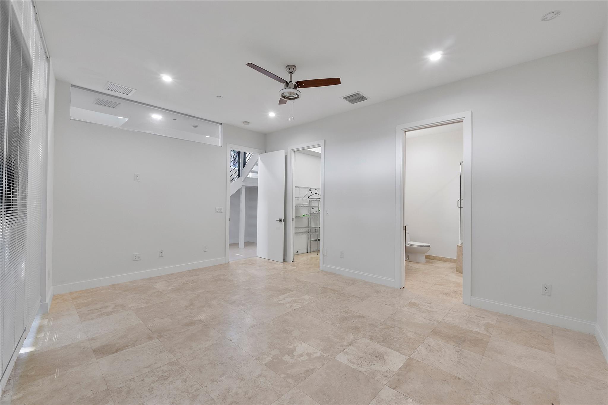 Palm Cove Lofts - Residential Lease