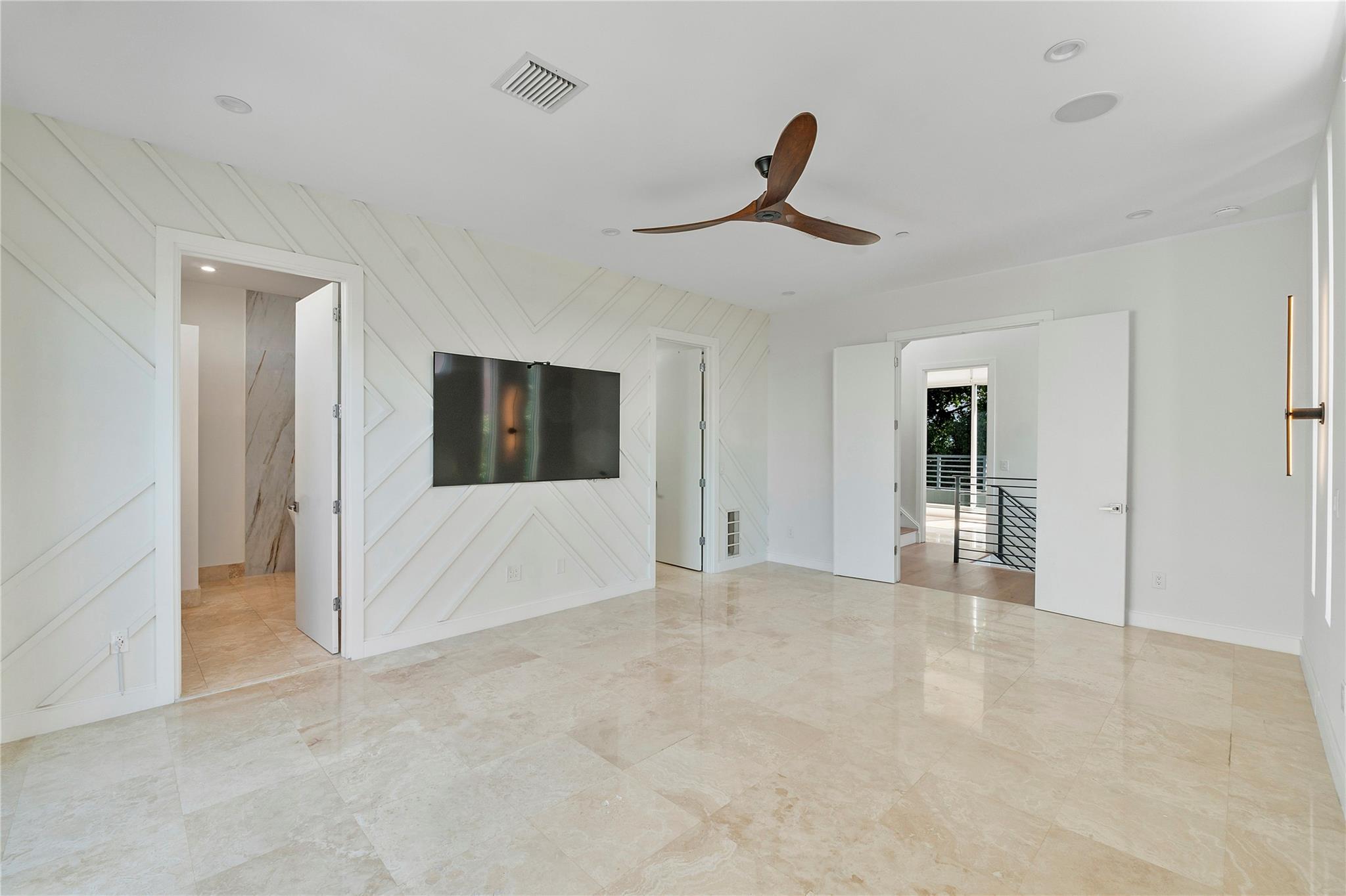 Palm Cove Lofts - Residential Lease
