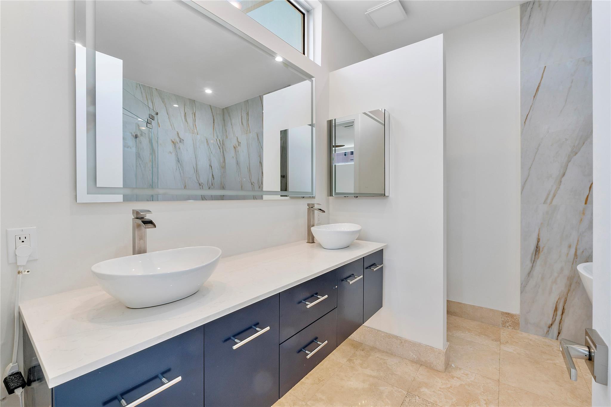 Palm Cove Lofts - Residential Lease