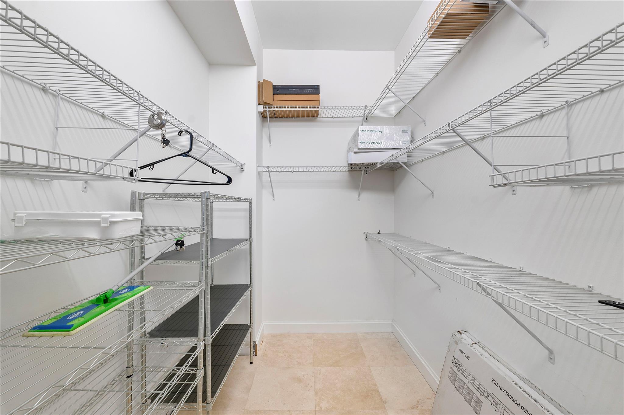 Palm Cove Lofts - Residential Lease