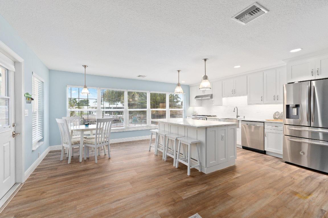 SEAGATE HARBOR - Residential