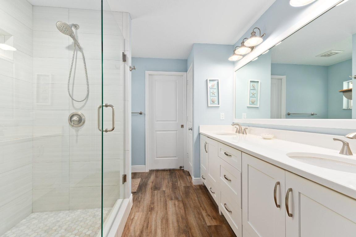 SEAGATE HARBOR - Residential