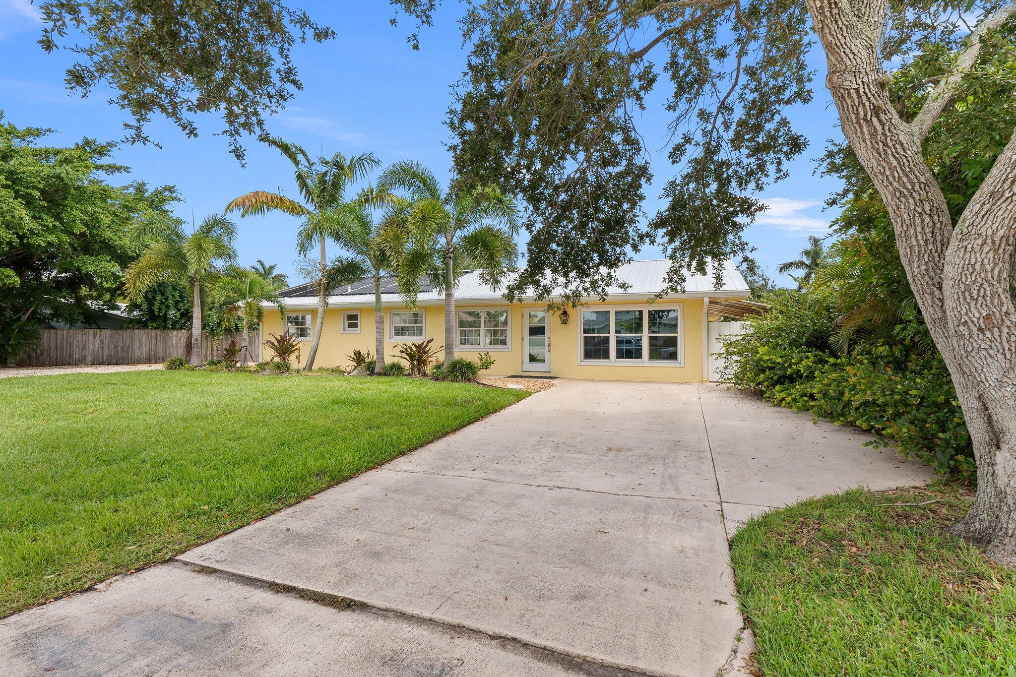 1749 SW Coxswain Place