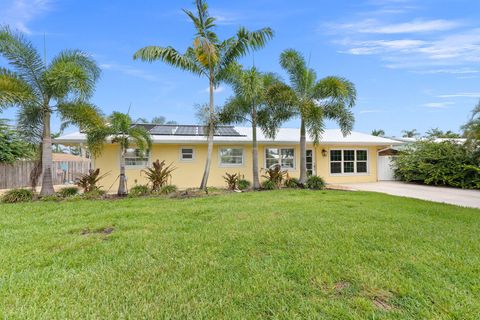 A home in Palm City