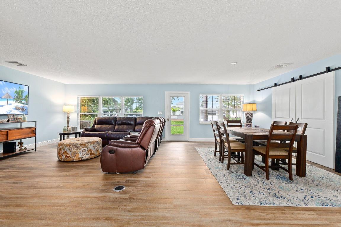 SEAGATE HARBOR - Residential