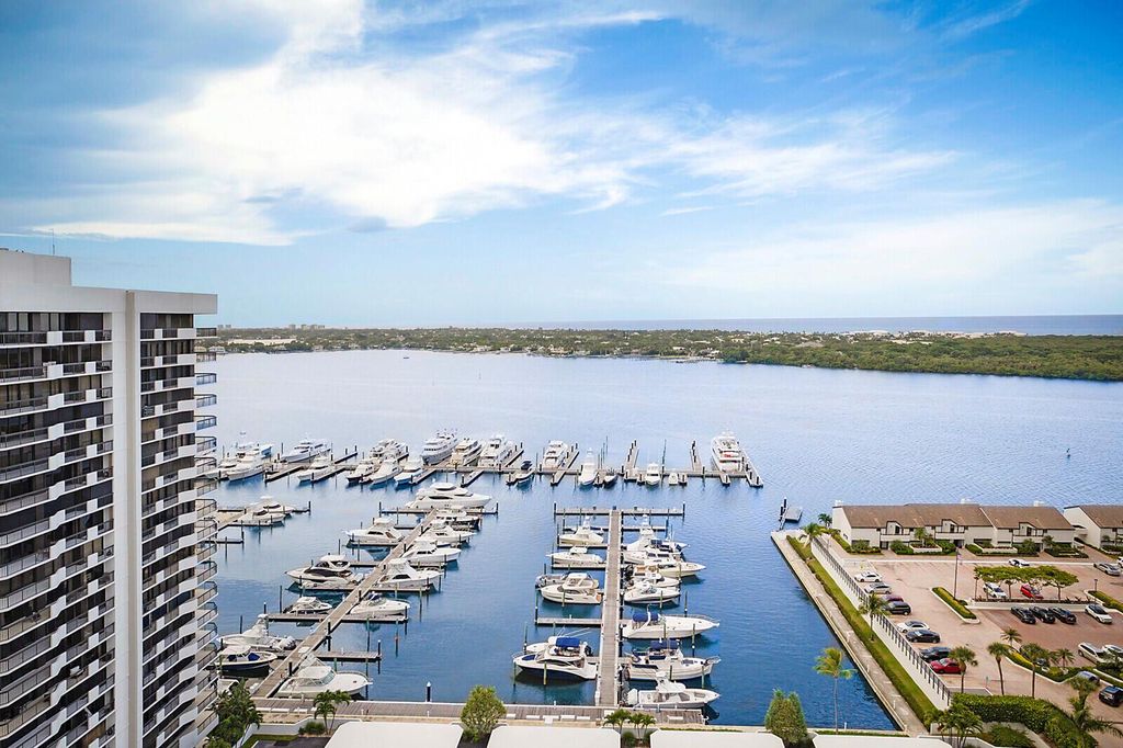Photo of 115 Lakeshore 2149 Drive #2149, North Palm Beach, FL 33408 (MLS # R11113543)
