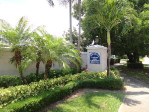 TEQUESTA COUNTRY CLUB - Residential