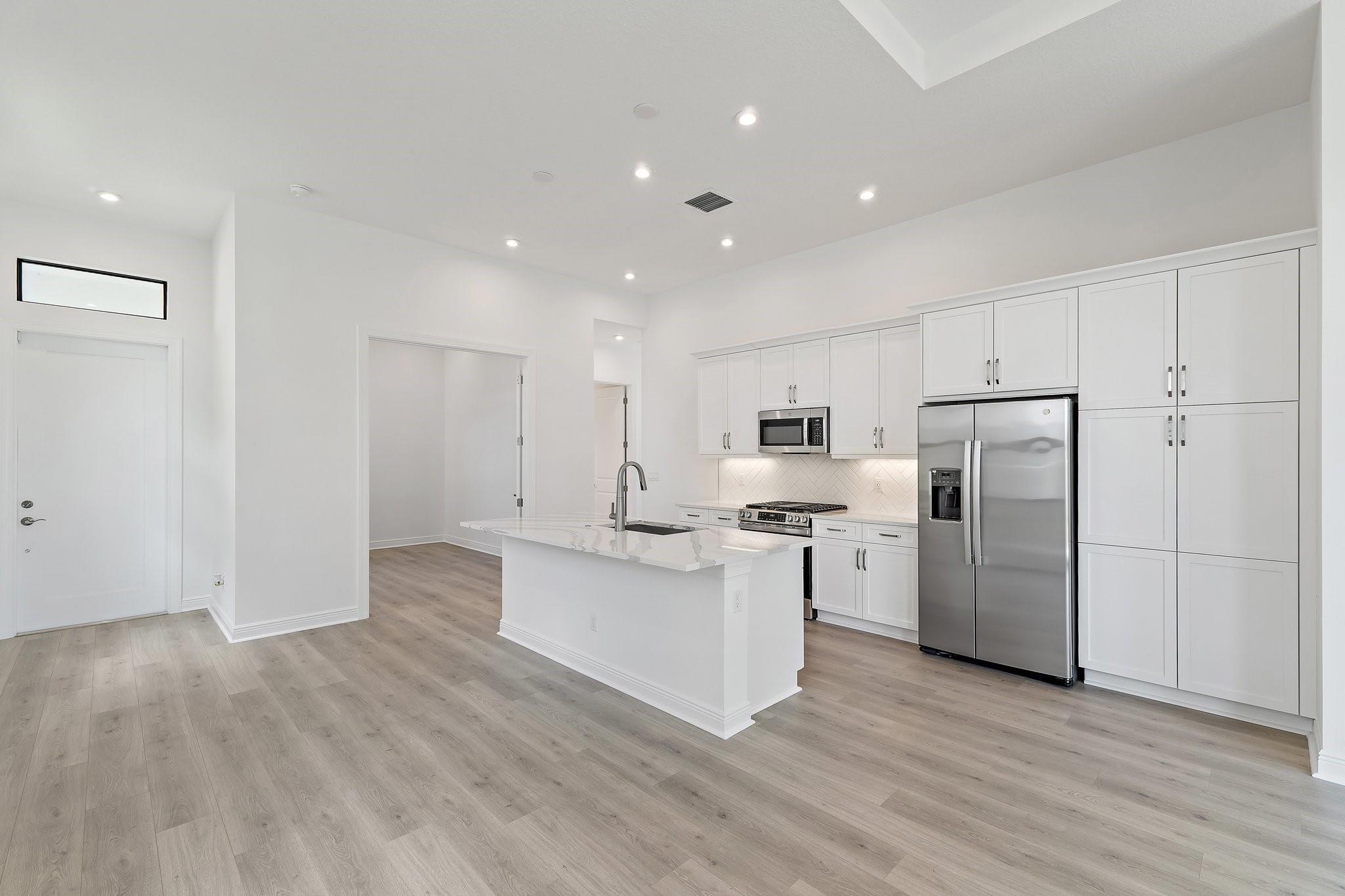 KH RIVELLA LLC - Residential