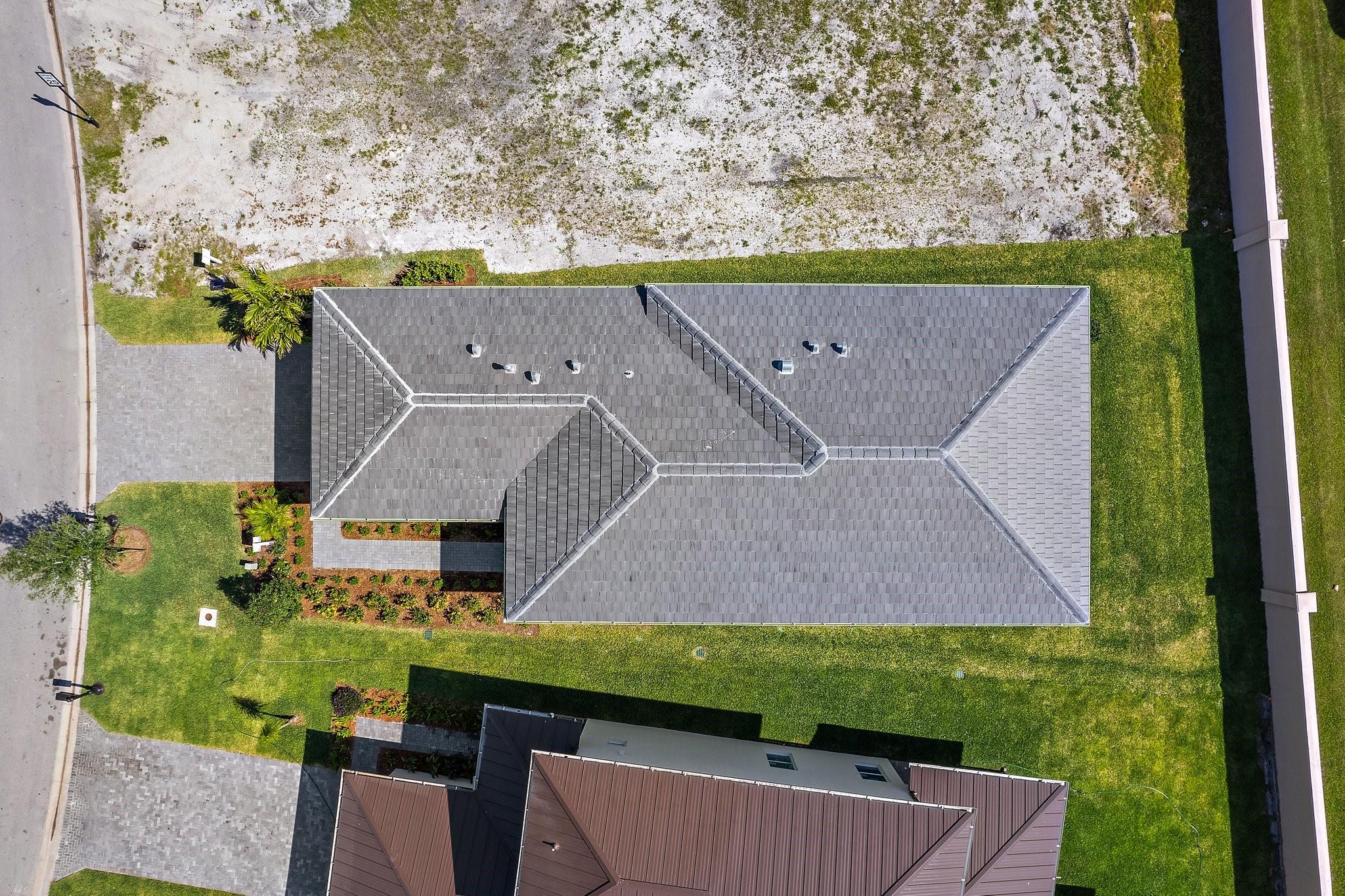 KH RIVELLA LLC - Residential