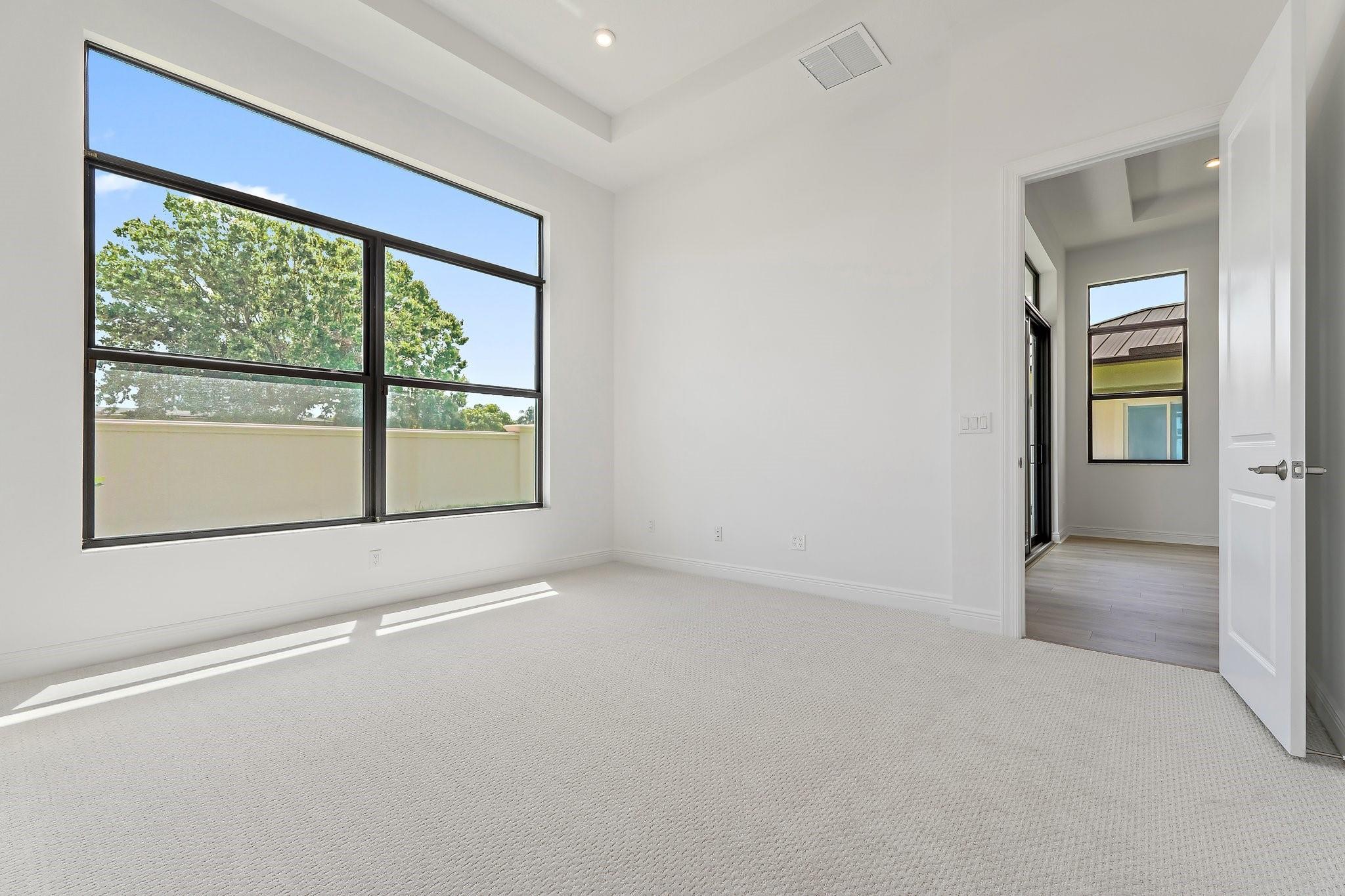 KH RIVELLA LLC - Residential