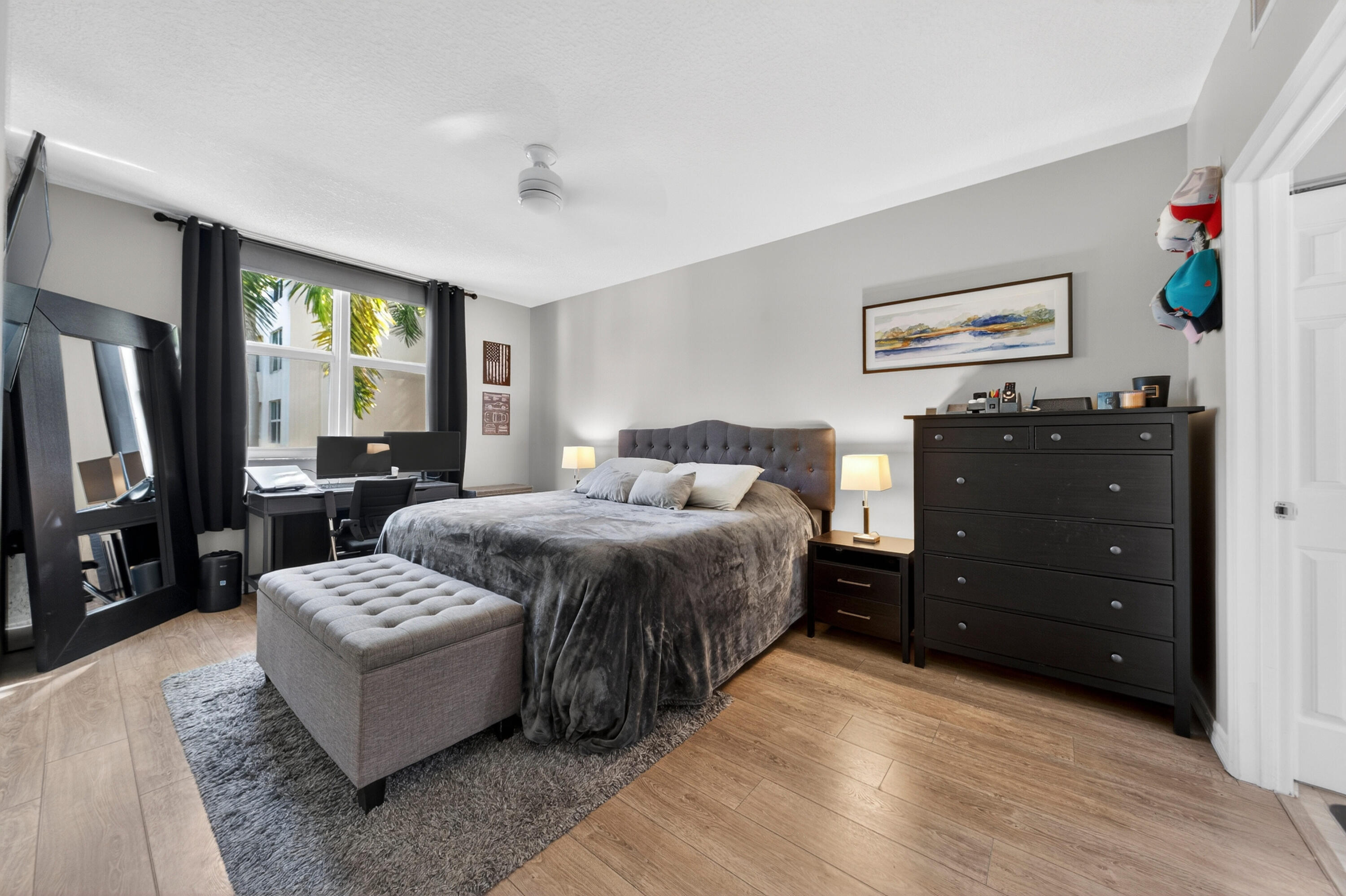 LAUDERDALE ONE CONDO - Residential