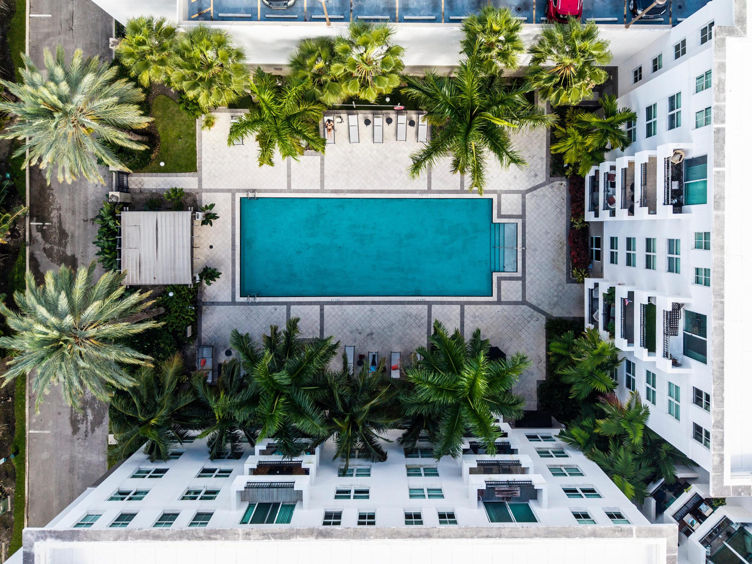 LAUDERDALE ONE CONDO - Residential