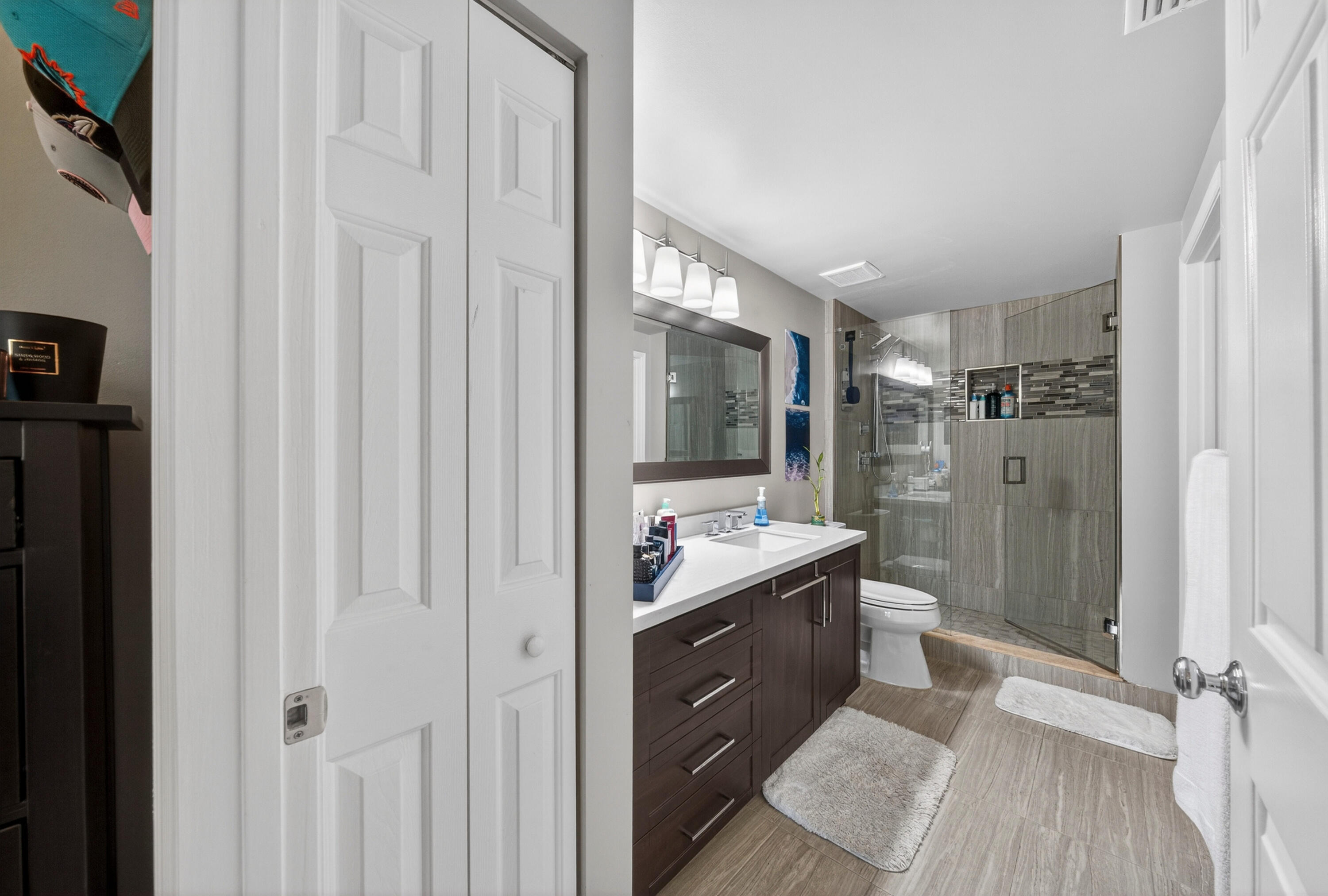 LAUDERDALE ONE CONDO - Residential