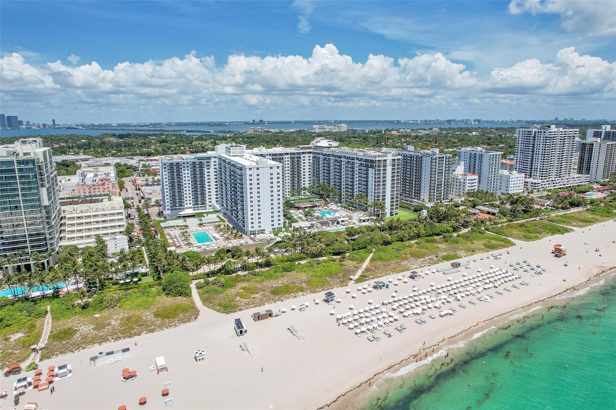 2301 Collins Ave 1407