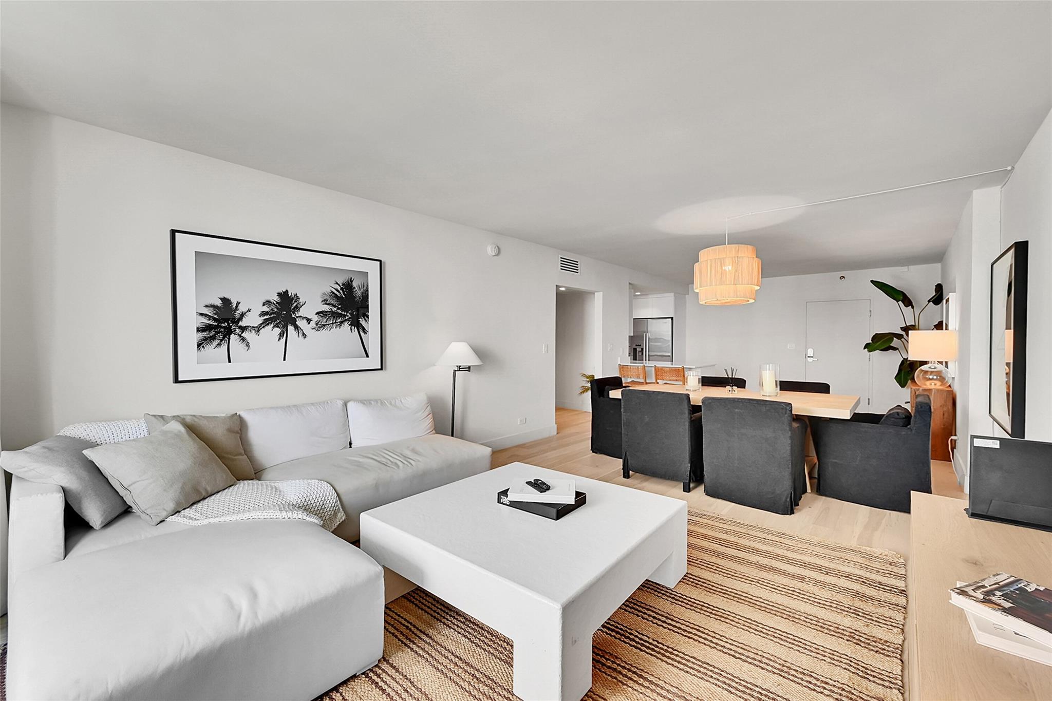 Roney Palace - Residential