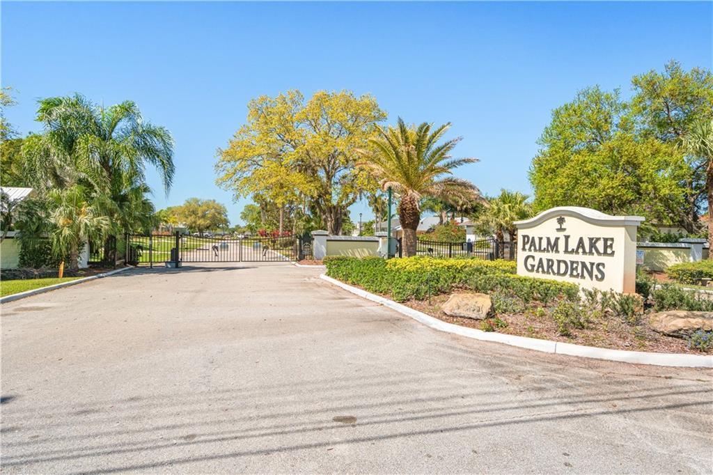 Palm Lake Gardens - Residential