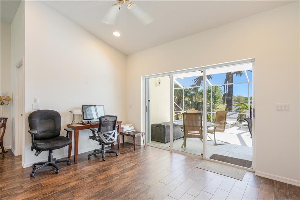 Palm Lake Gardens - Residential