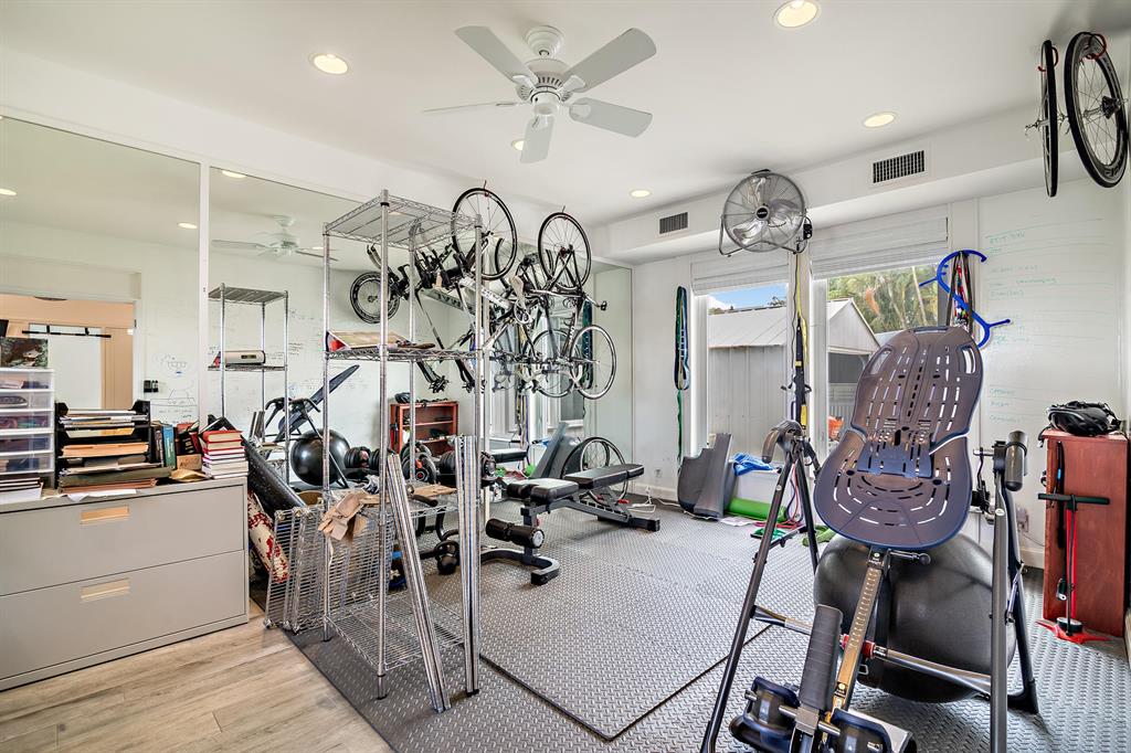 LEWIS SHORE ESTATES 3 - Residential