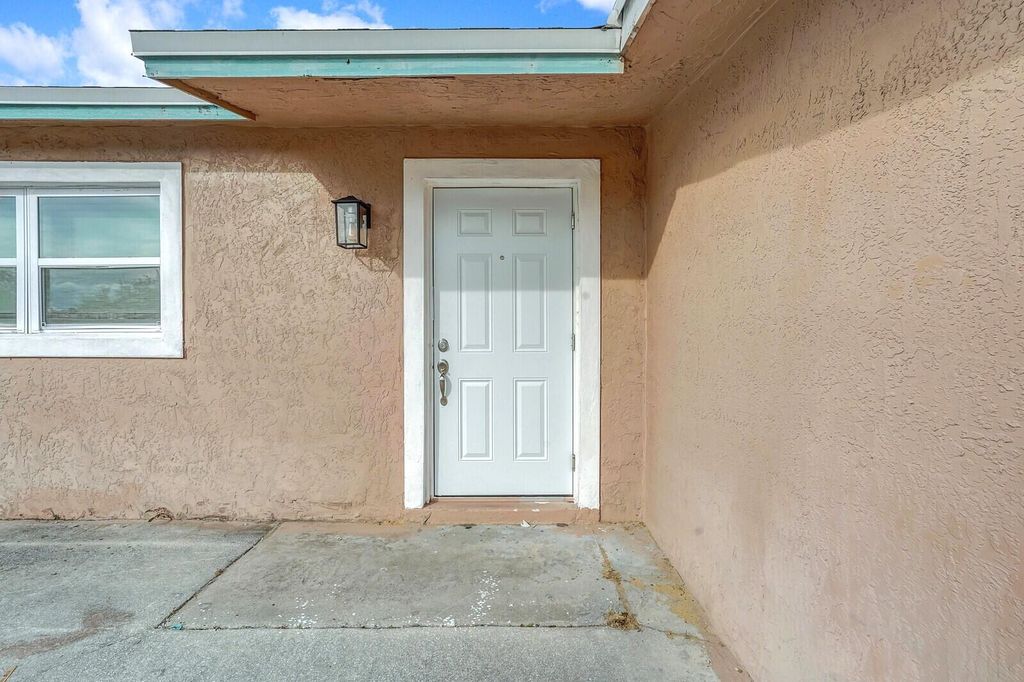 Photo of 4389 Bellewood Street, Palm Beach Gardens, FL 33410 (MLS # R11103807)