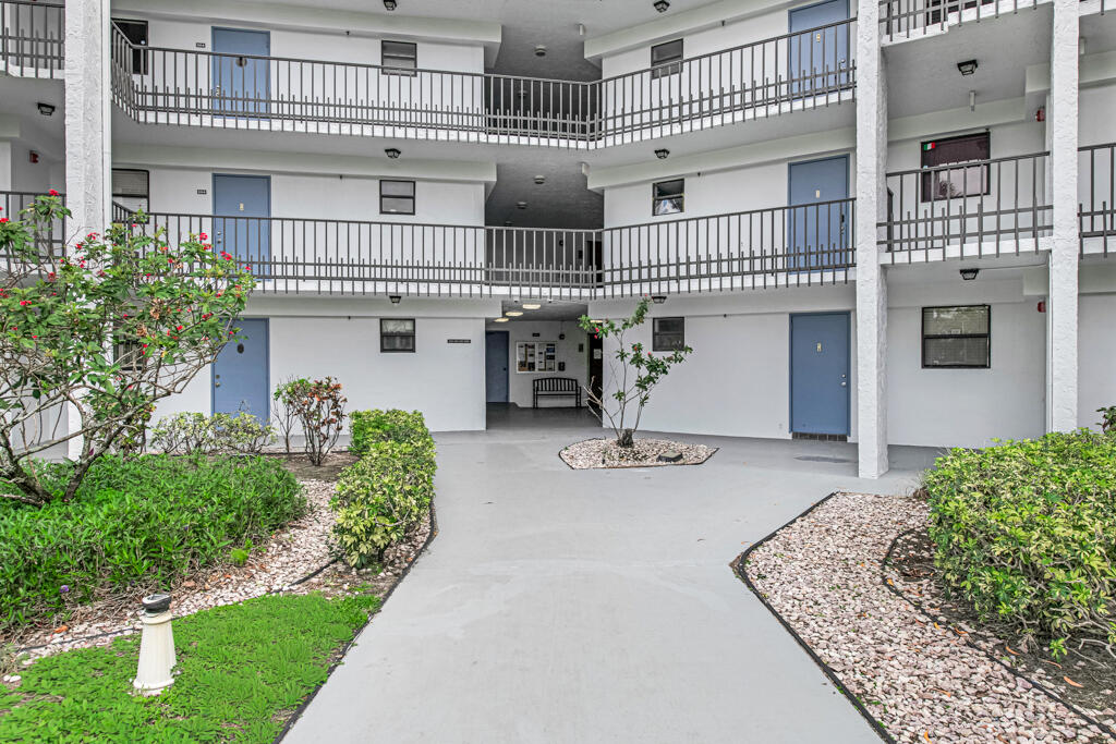 SUNRISE OF PALM BEACH CONDO 1,2,3,4, 14 AND 17 - Residential Lease