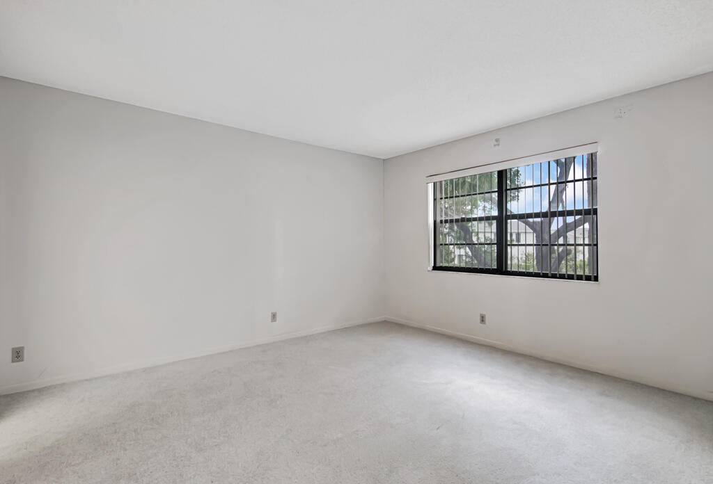 SUNRISE OF PALM BEACH CONDO 1,2,3,4, 14 AND 17 - Residential Lease