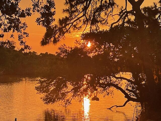 Spanish Lakes Riverfront - Residential