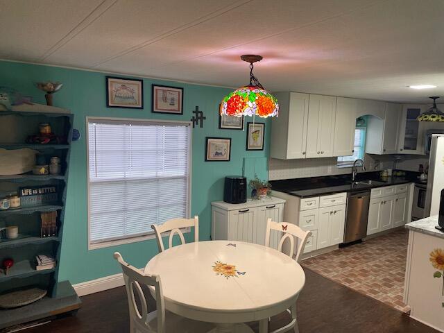 Spanish Lakes Riverfront - Residential