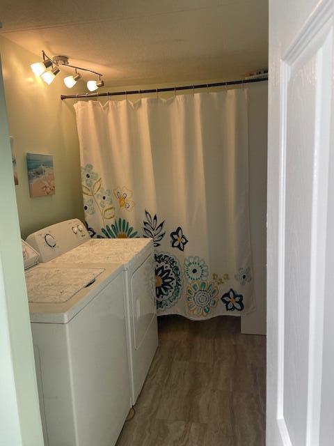 Spanish Lakes Riverfront - Residential