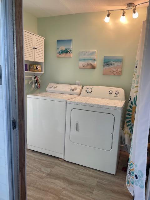 Spanish Lakes Riverfront - Residential