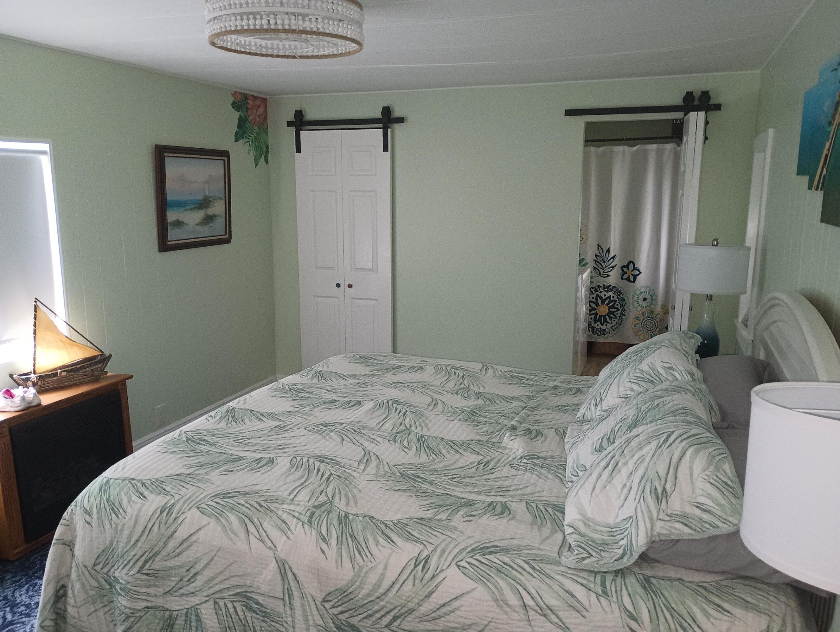 Spanish Lakes Riverfront - Residential