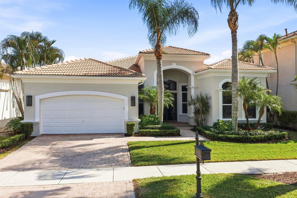 Photo of 328 Vizcaya Drive, Palm Beach Gardens, FL 33418 (MLS # R11139679)