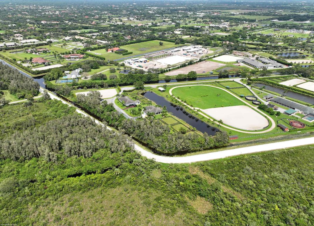 Palm Beach Point Sunglade - Residential