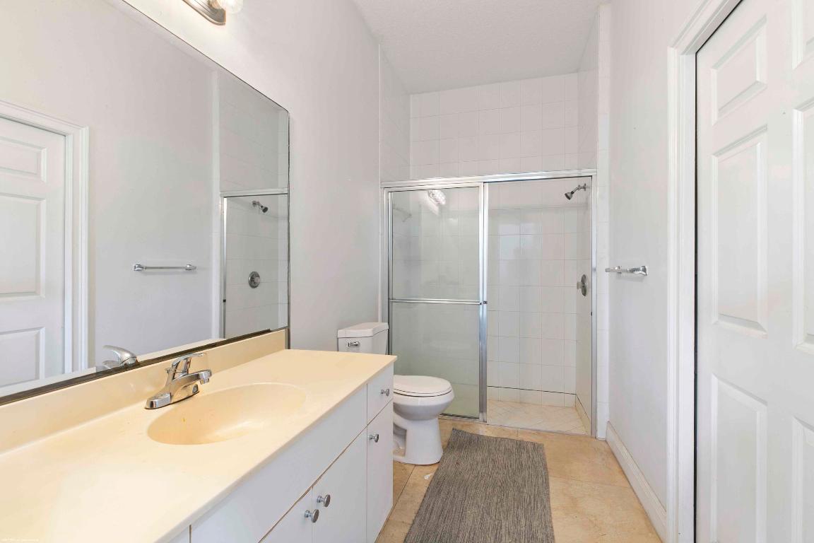 Palm Beach Point Sunglade - Residential