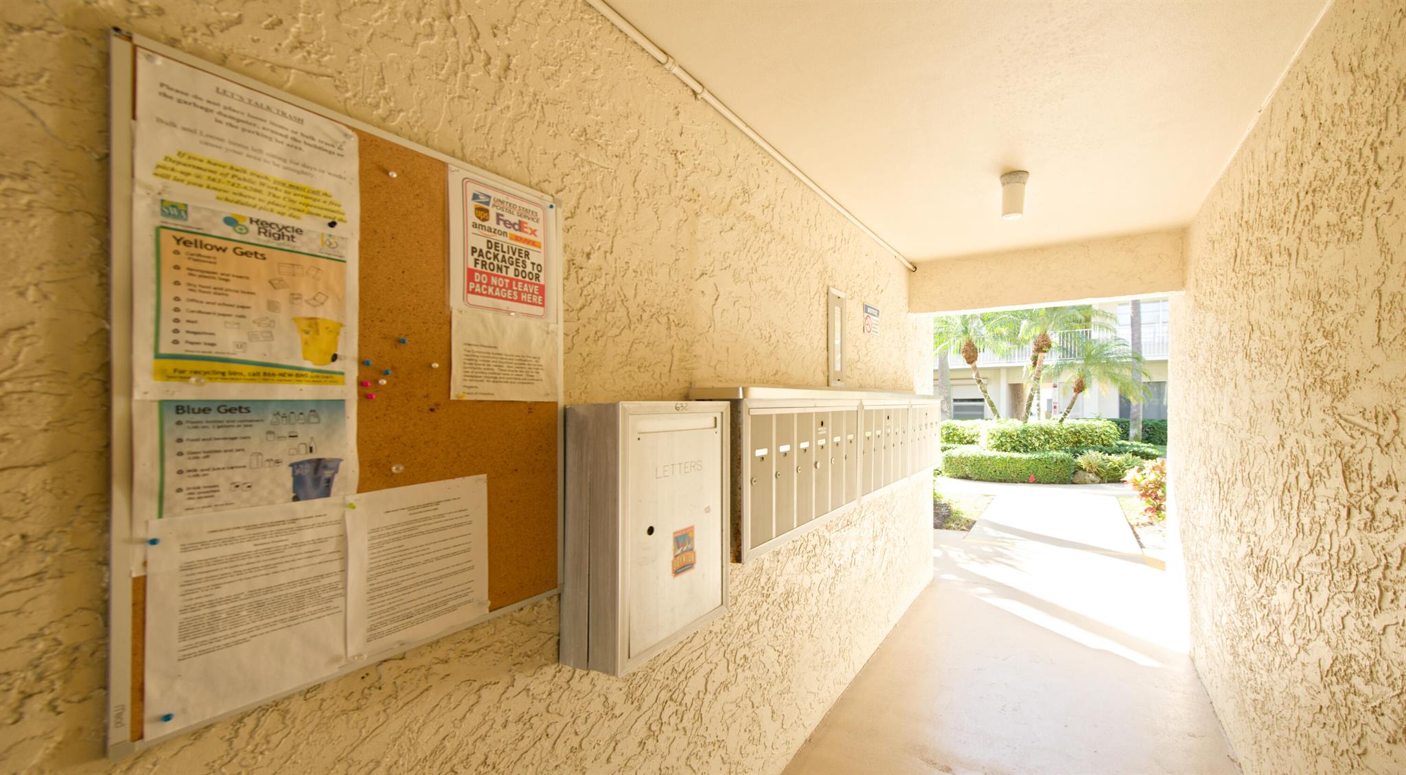 SNUG HARBOR GARDENS CONDO - Residential