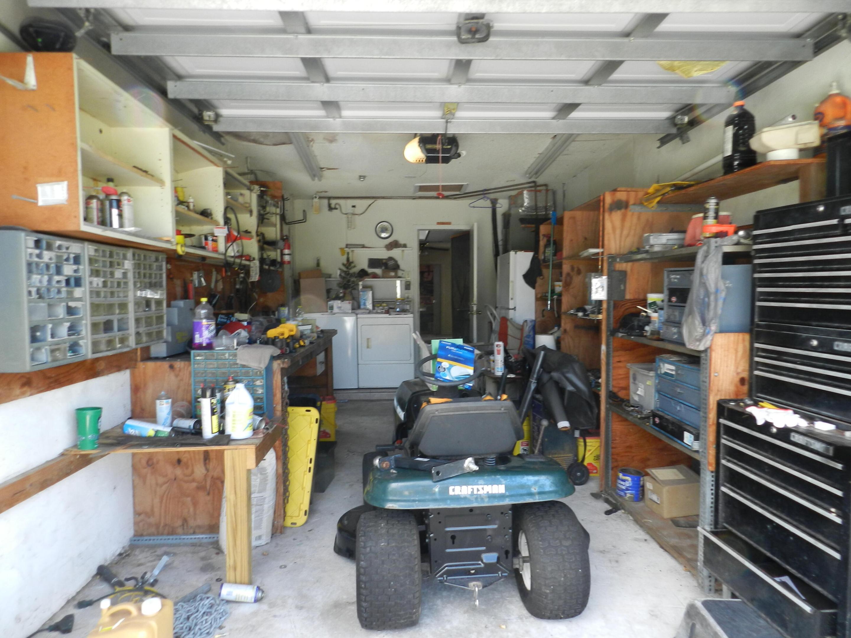 PALM BEACH NATL GOLF AND COUNTRY CLUB ESTATES 2 - Residential