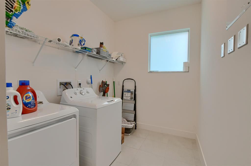 Dakota - Residential