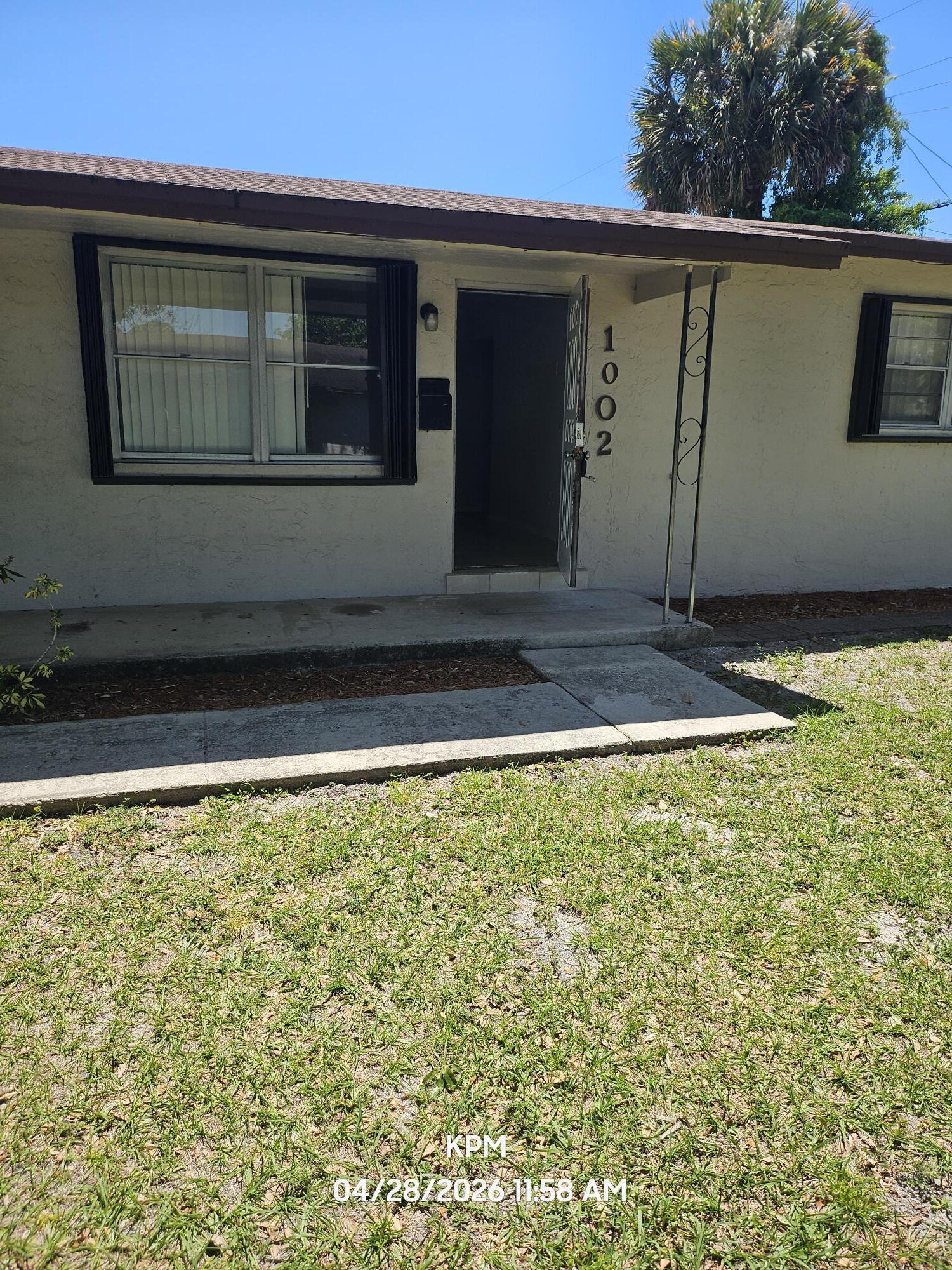 BUNKER HILL ADD TO WPB - Residential Lease