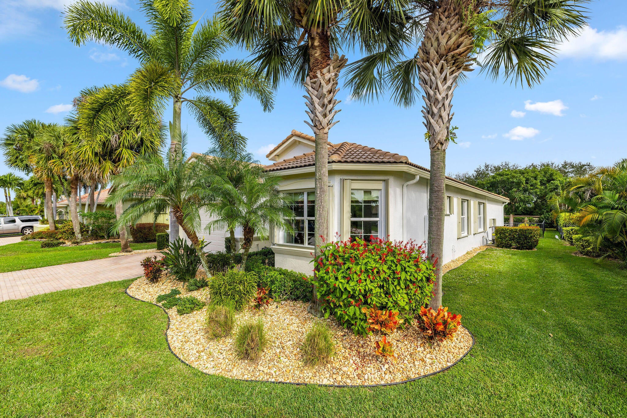 9362 Isles Cay Drive