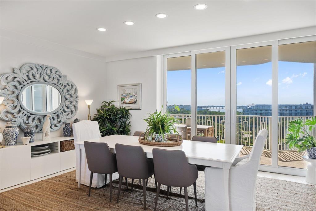 TWENTY FIVE HUNDRED SOUTH - Residential