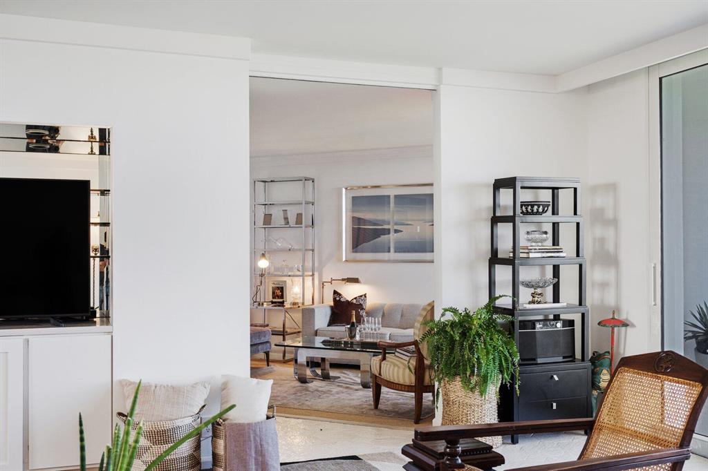 TWENTY FIVE HUNDRED SOUTH - Residential