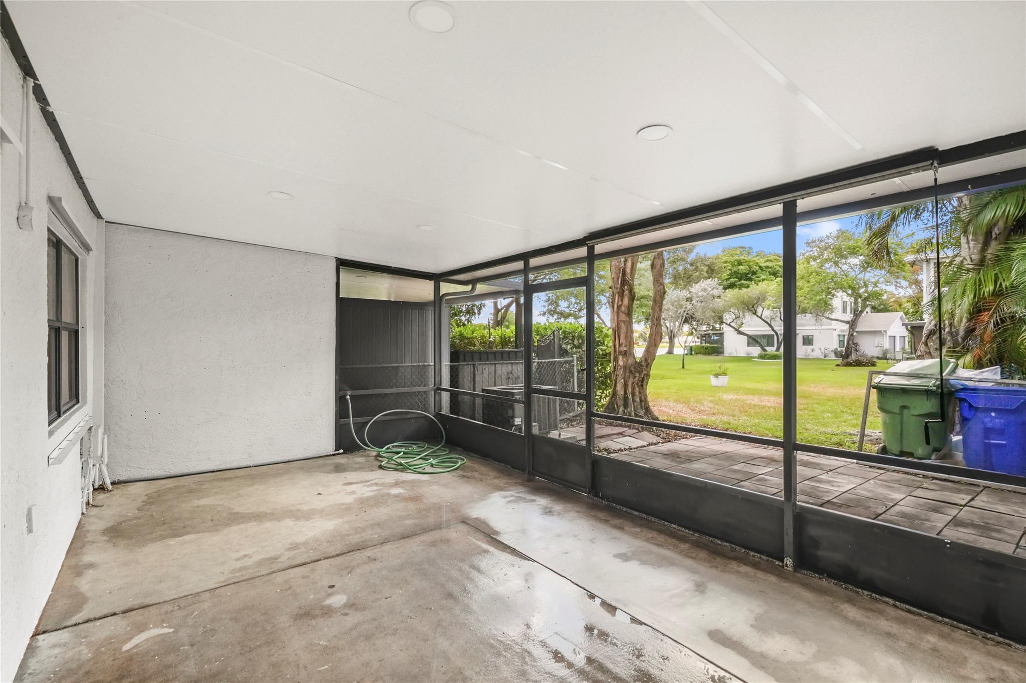 PEMBROKE POINTE SECTION T - Residential