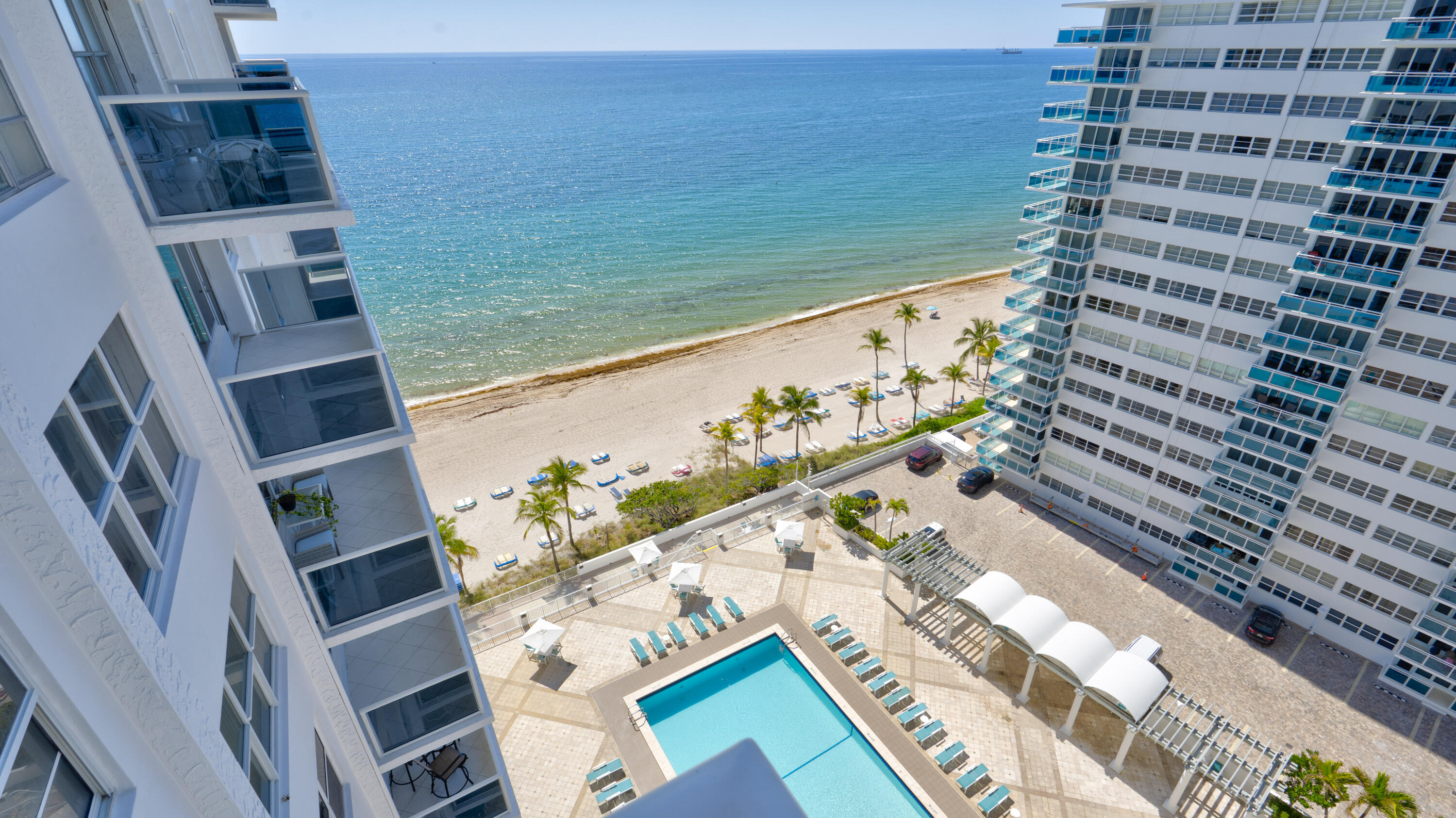 PLAYA DEL SOL CONDO - Residential