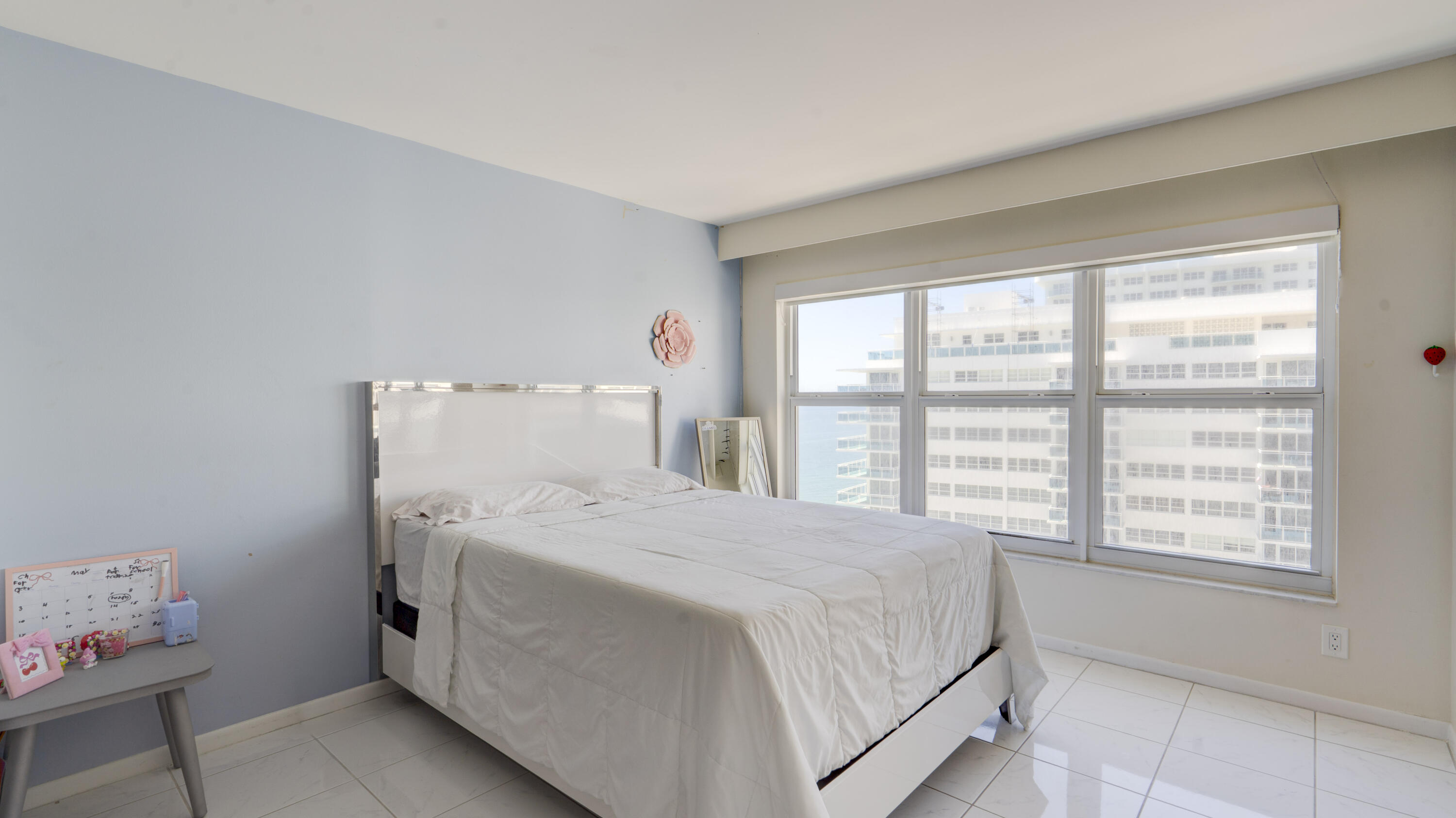 PLAYA DEL SOL CONDO - Residential