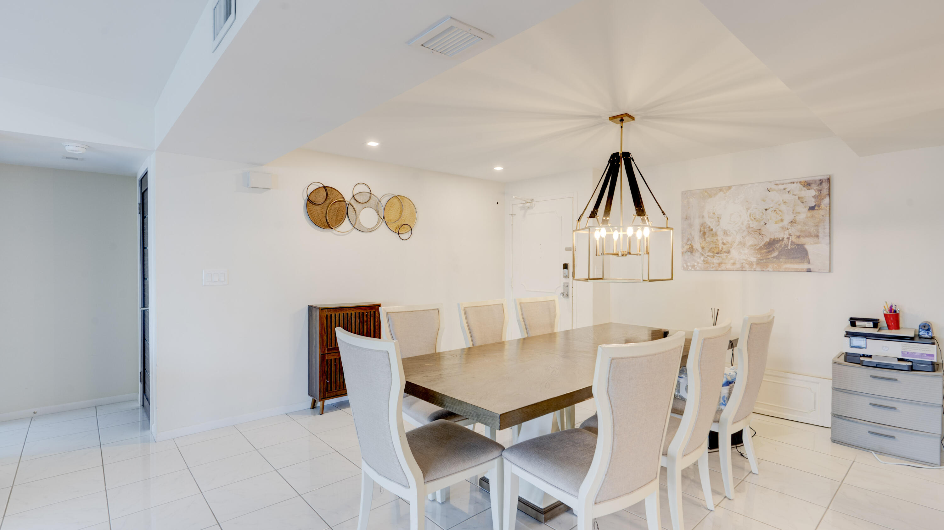 PLAYA DEL SOL CONDO - Residential