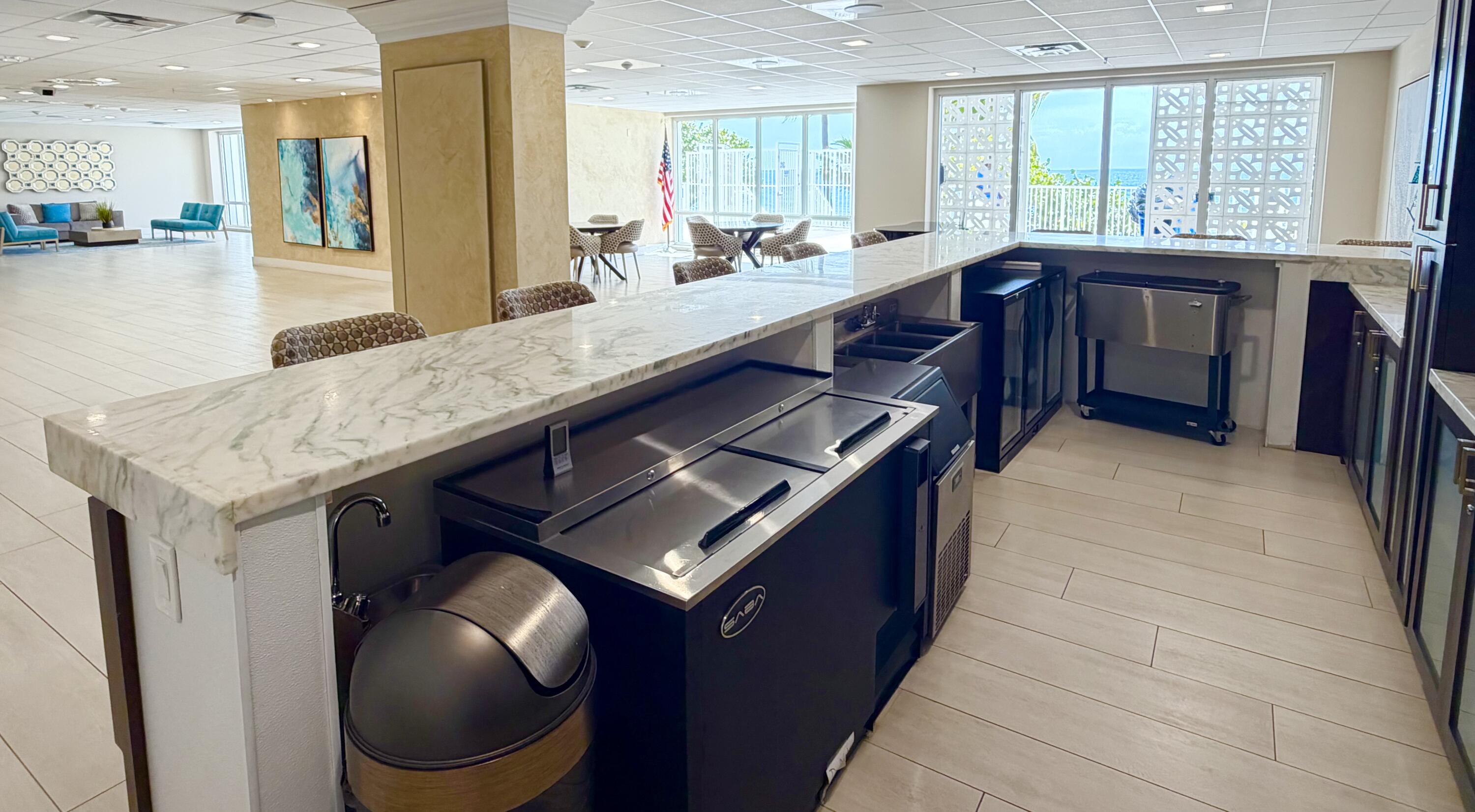 PLAYA DEL SOL CONDO - Residential