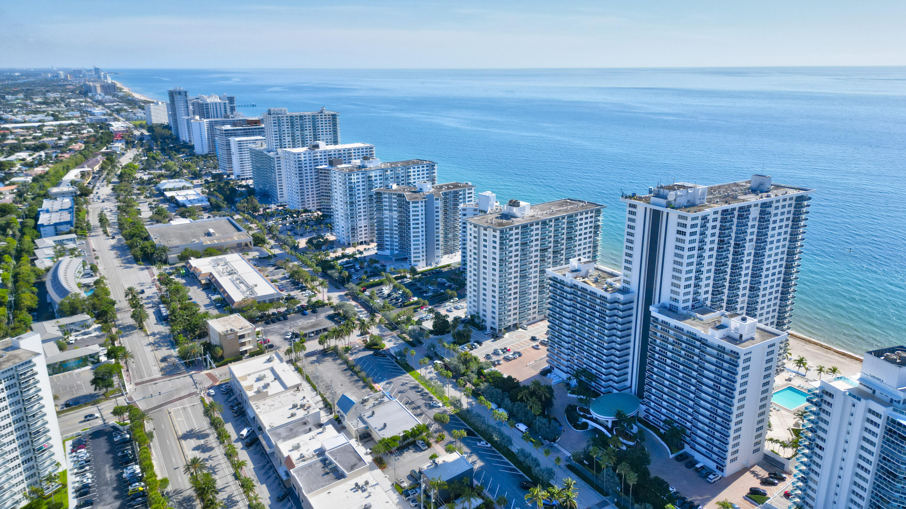 PLAYA DEL SOL CONDO - Residential