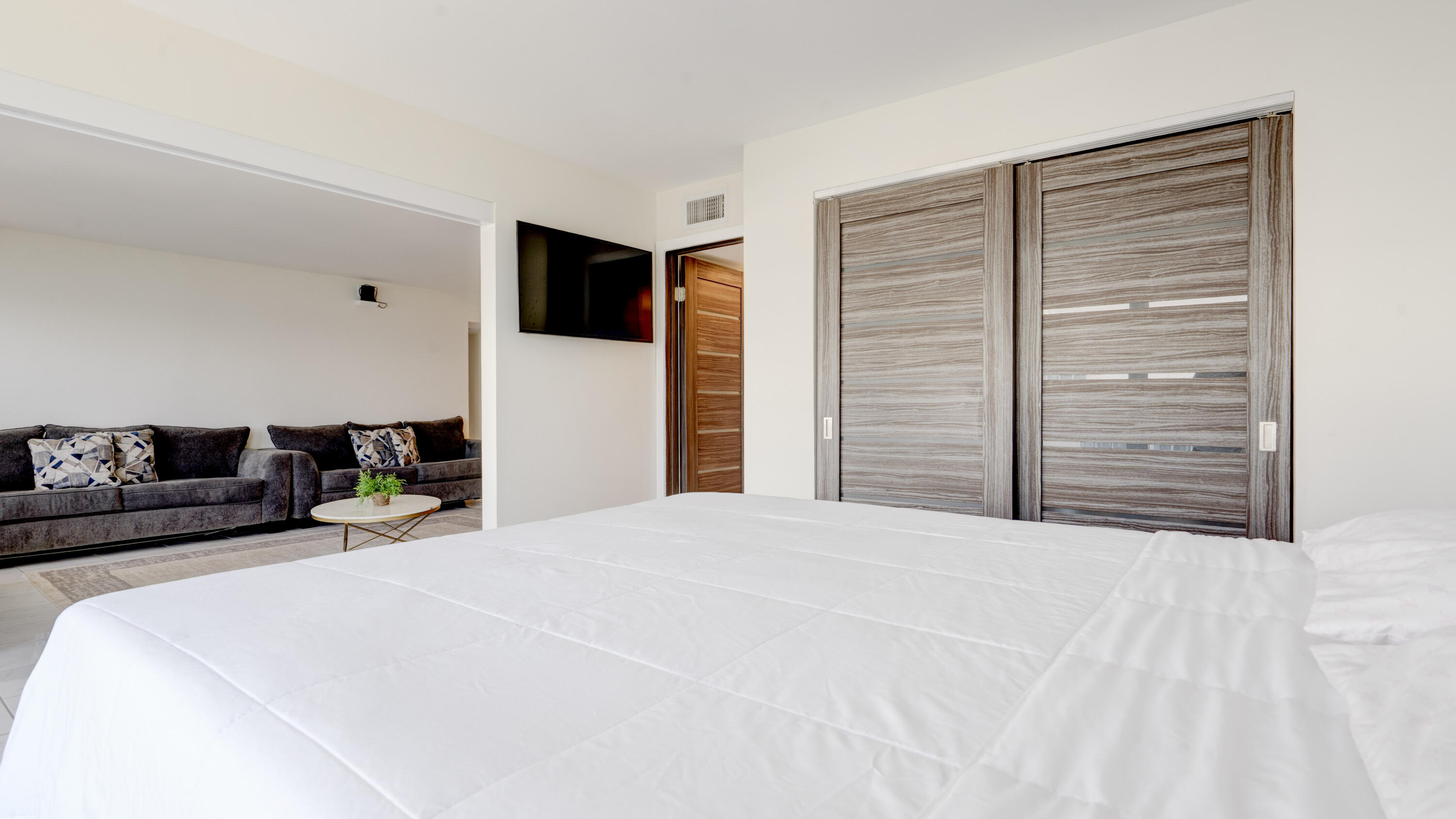 PLAYA DEL SOL CONDO - Residential