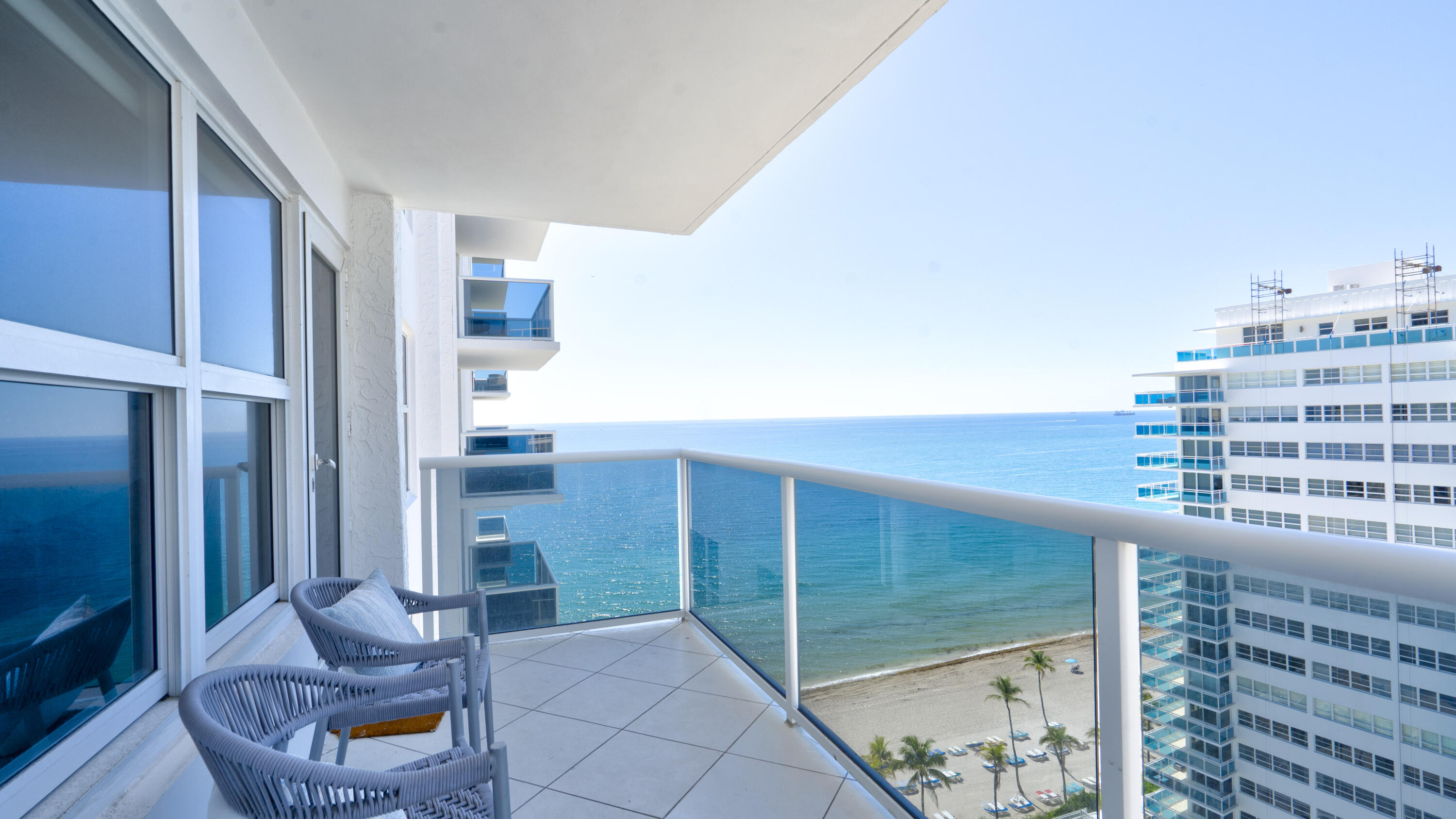 PLAYA DEL SOL CONDO - Residential