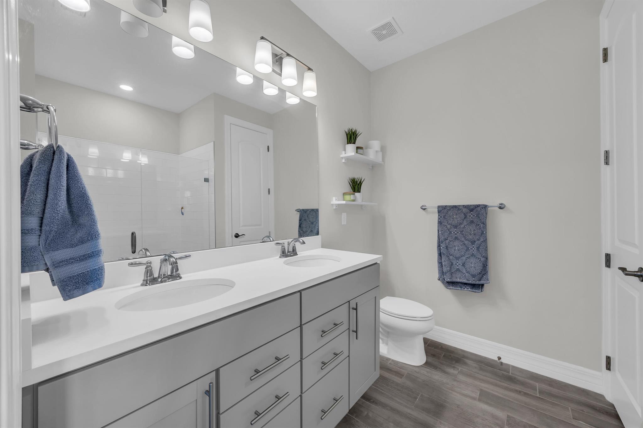 PULTE AT TRADITION PHASE - Residential
