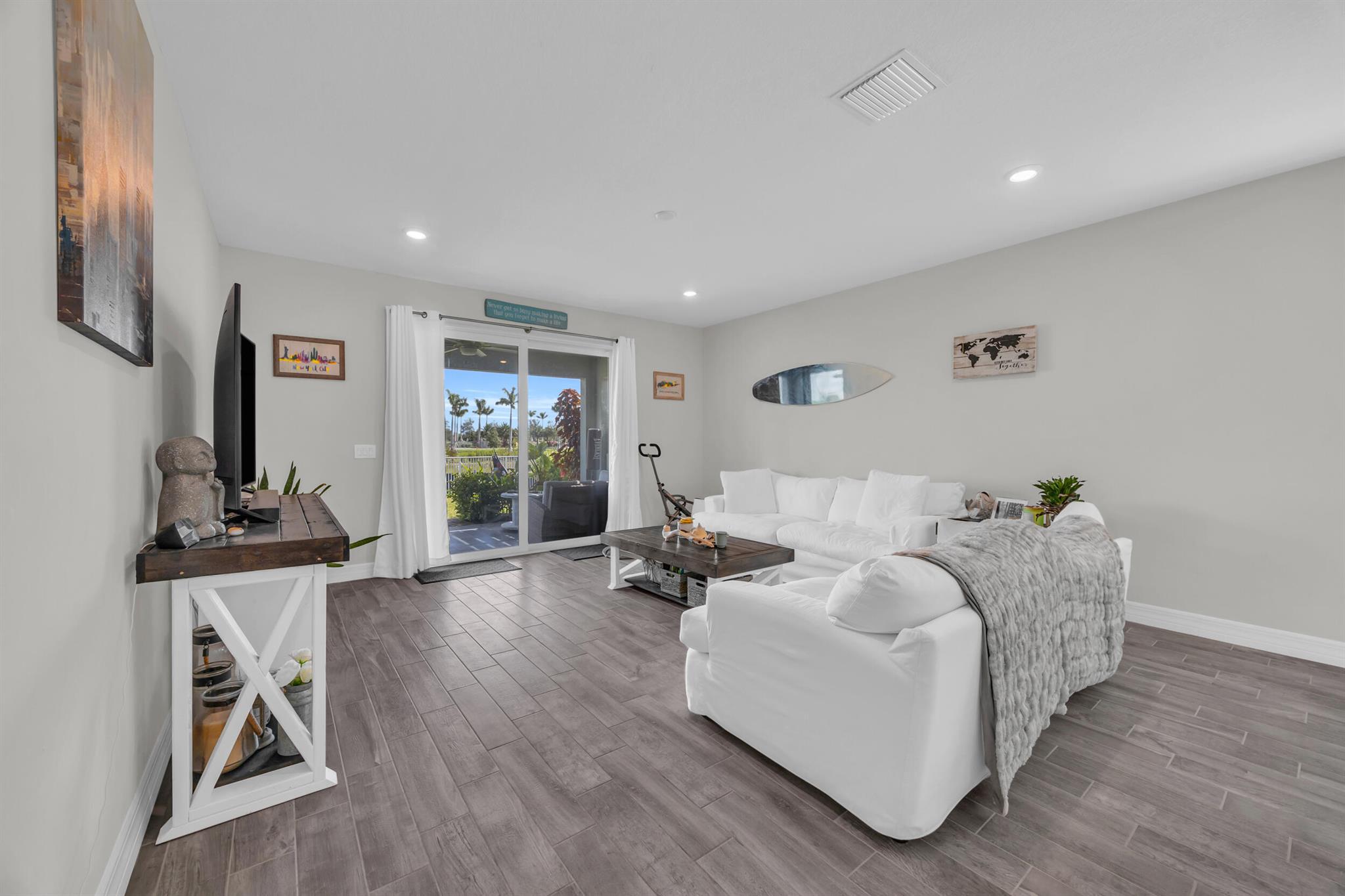 PULTE AT TRADITION PHASE - Residential